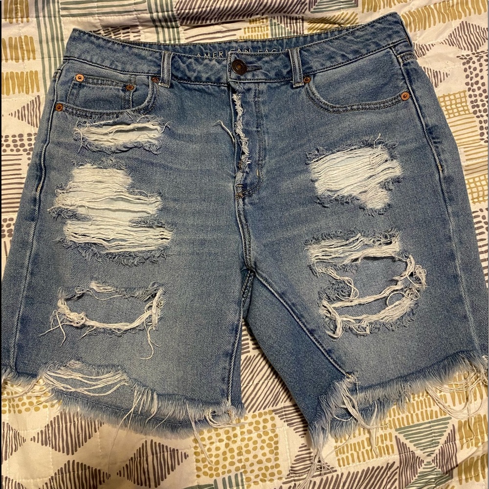 American Eagle tomboy shorts